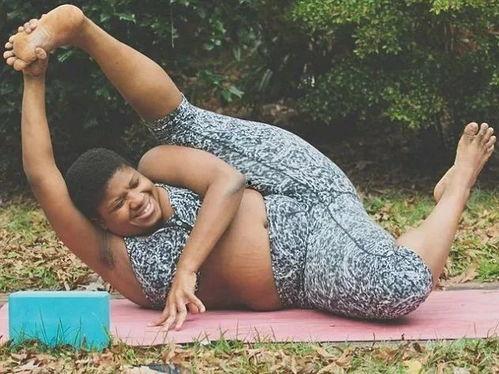 一字马吃瓜网红,揭秘网络红人的另类魅力  第2张